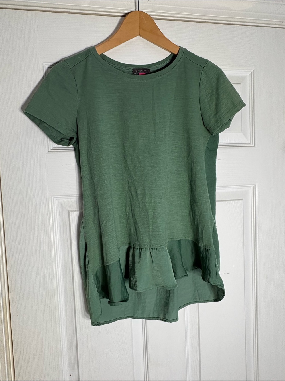 Vince Camuto Sage Green Short Sleeve Ruffle-Hem Tee